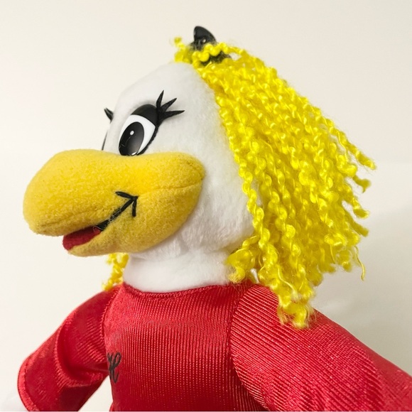 Chuck E. Cheese 2004 Helen Red Shirt Black Pants Limited Edition - Picture 13 of 15